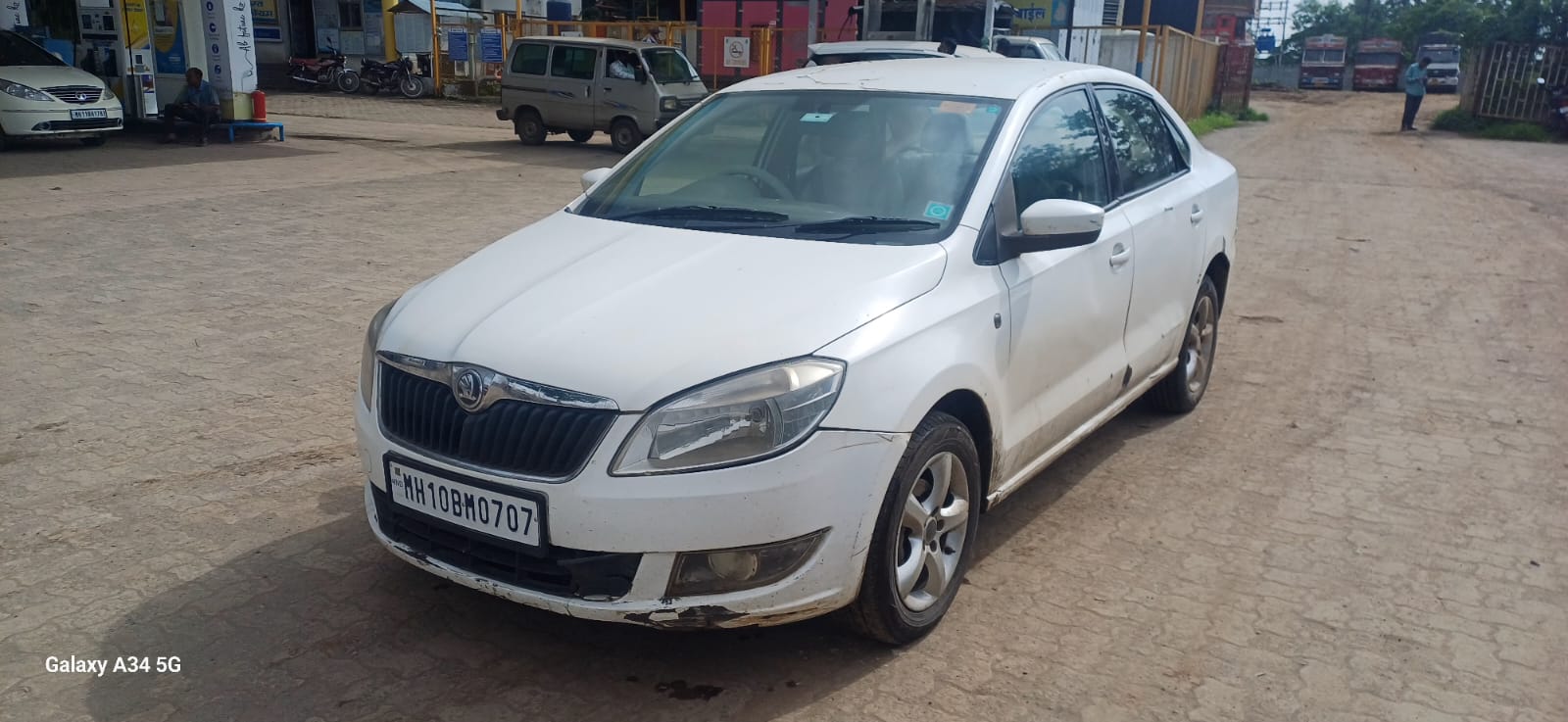 Skoda Rapid(2011-2014) Active 1.6 Tdi Cr Mt